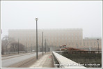 мост Norrbro и почти "съеденный" туманом Королевский дворец (на заднем плане)